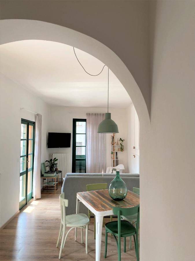 La Casa Di Ringhiera Appartement Alba  Buitenkant foto