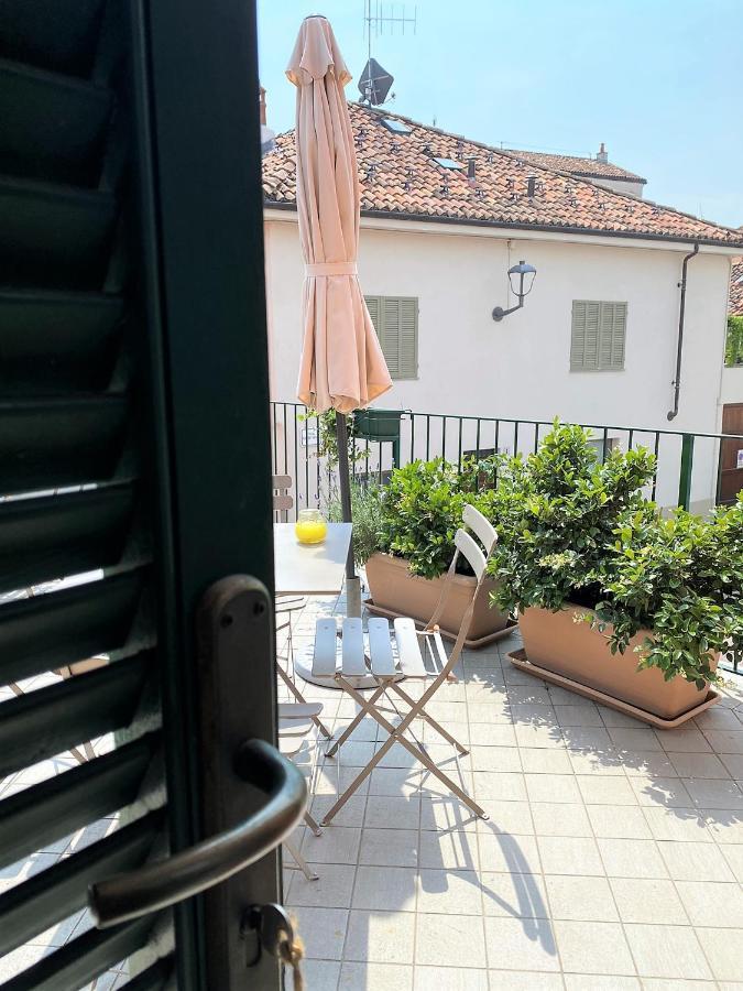 La Casa Di Ringhiera Appartement Alba  Buitenkant foto