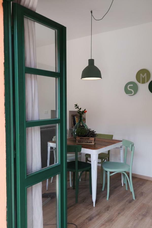 La Casa Di Ringhiera Appartement Alba  Buitenkant foto
