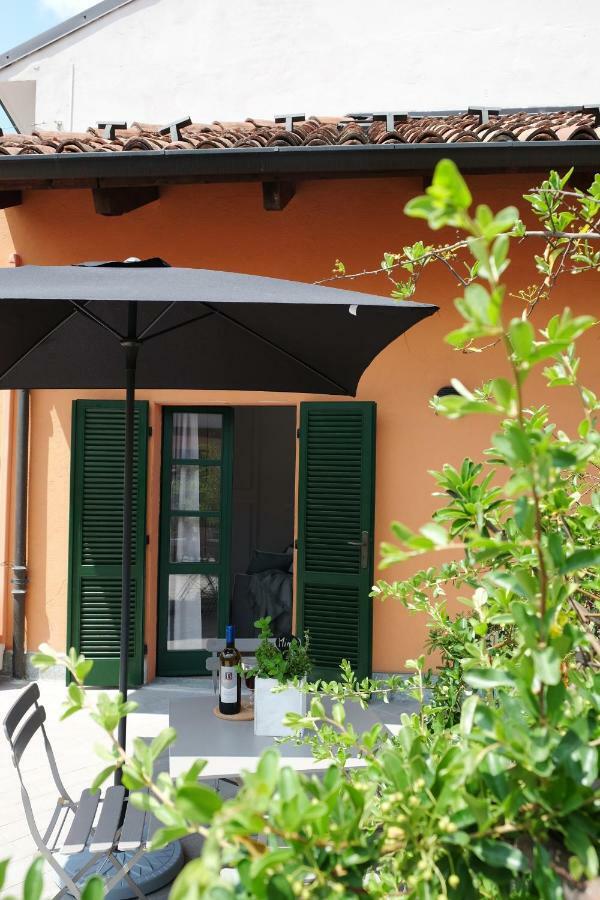 La Casa Di Ringhiera Appartement Alba  Buitenkant foto