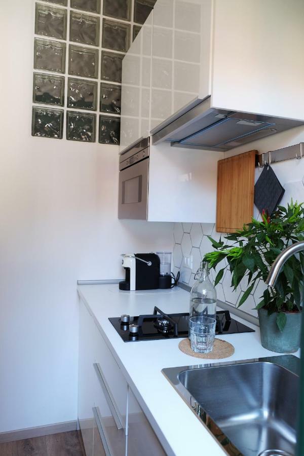 La Casa Di Ringhiera Appartement Alba  Buitenkant foto